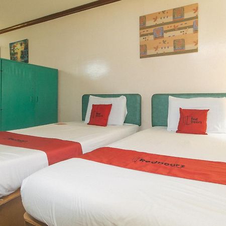 Reddoorz At Broadway Court Apartelle Quezon City Exterior photo