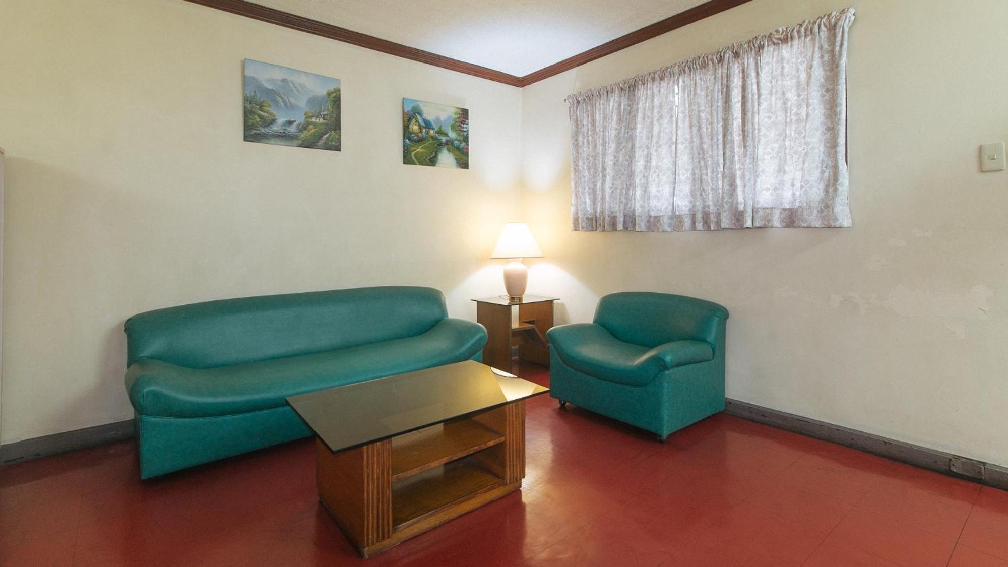 Reddoorz At Broadway Court Apartelle Quezon City Exterior photo
